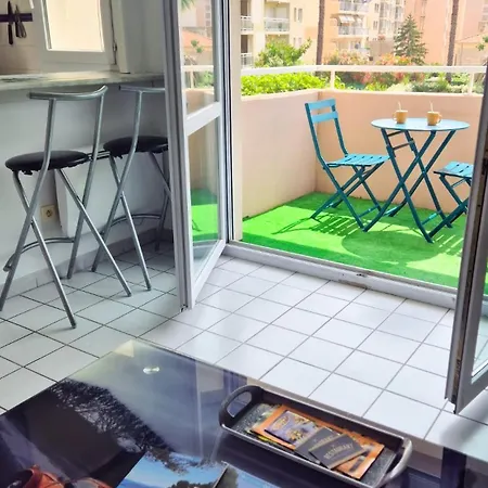2p, Balcon, Parking Proche Apartamento Nice